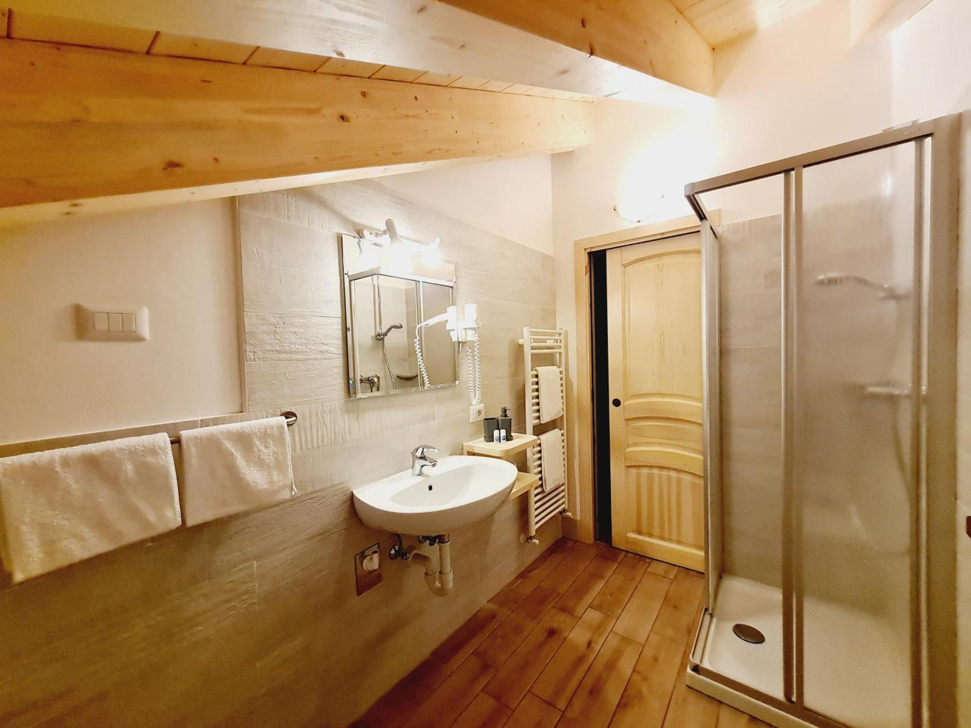 Chalet Selva إيزولاشيا المظهر الخارجي الصورة